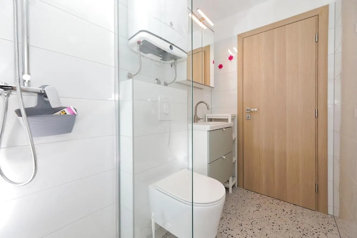 Seaside Retreat Holiday home Kastela